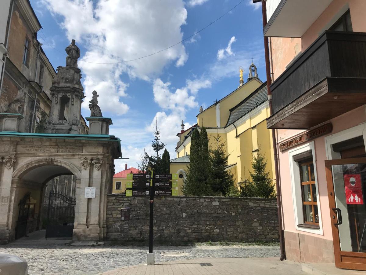 Бажане Місце Apartment Kamianets-Podilskyi Exterior photo